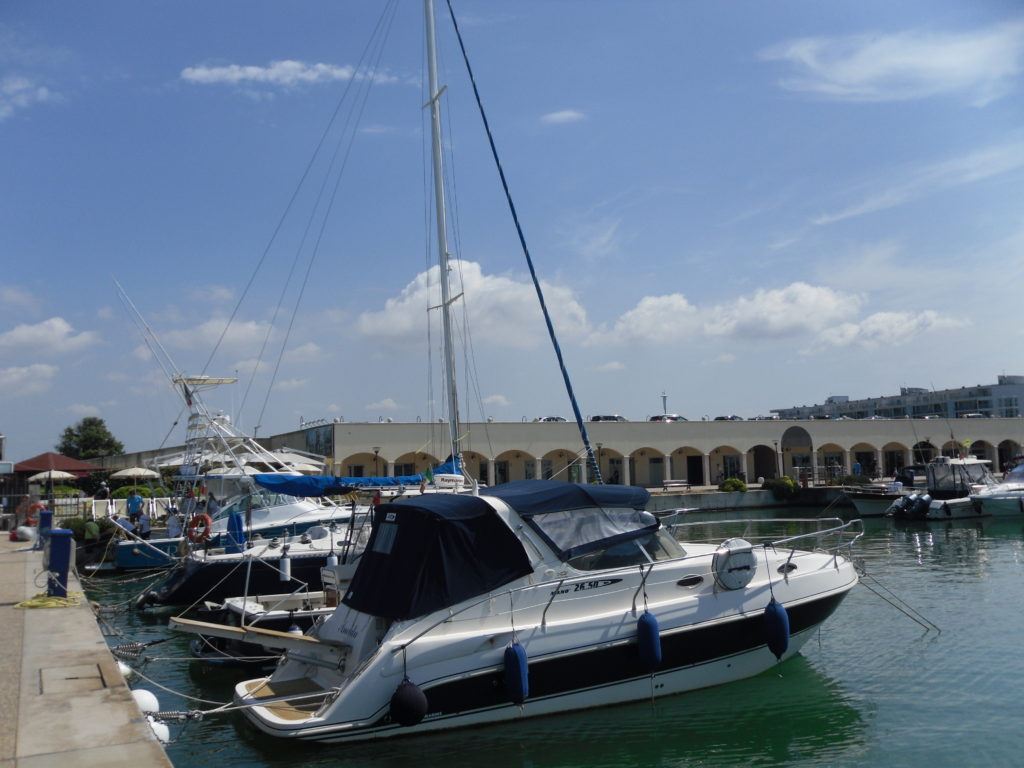 Posto barca Ostia Porto con posto auto - Foto 9